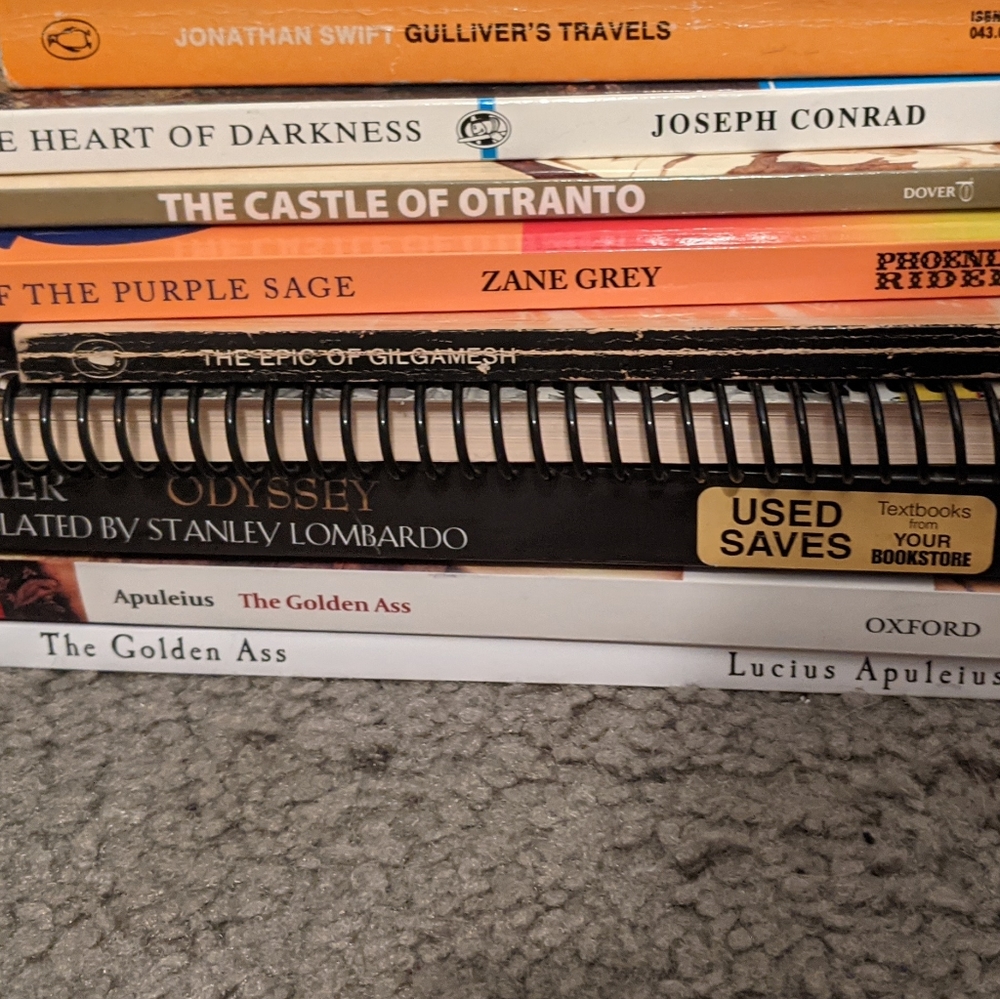 Books - Picture 2 of 3